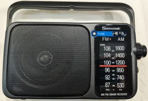 רדיו נייד ססוניק Sassonic AM/FM Ese4200 גם חשמלי