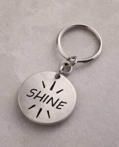 מחזיק מפתחות SHINE